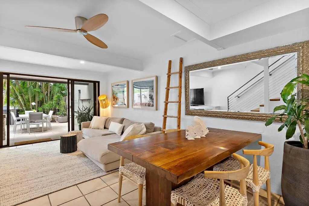 Boutique Noosaville Townhouse, Walk Beach & River