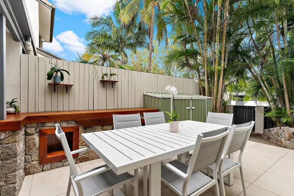 Boutique Noosaville Townhouse, Walk Beach & River